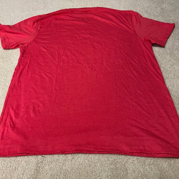 NWOT - Crazy Dog T-Shirts - Mens - Christmas Shirt - North Pole Distillery - XL - Picture 4 of 4